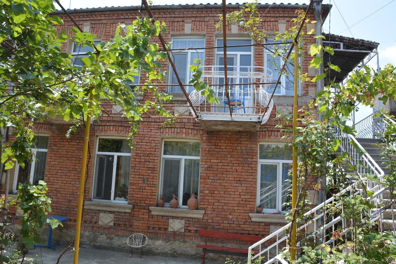 Friends House Kutaisi Exterior foto